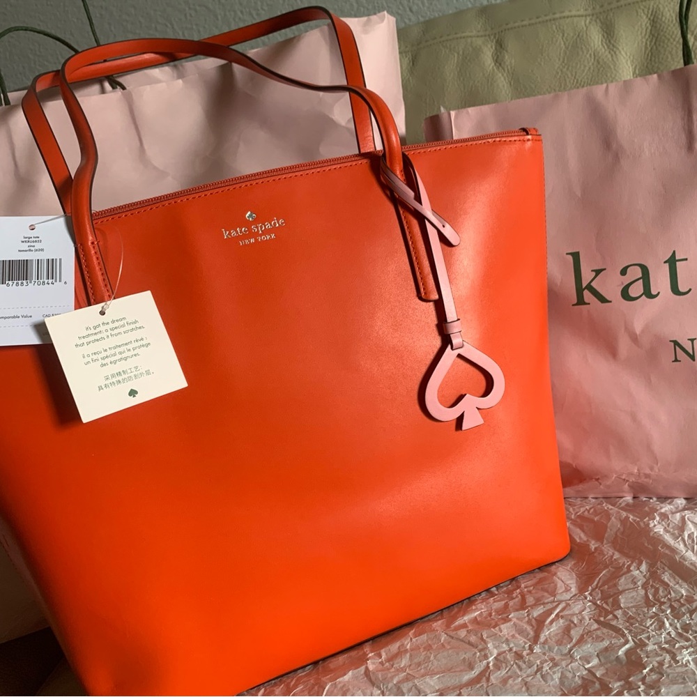 NWT kate spade Large Tote with light pink accent tag